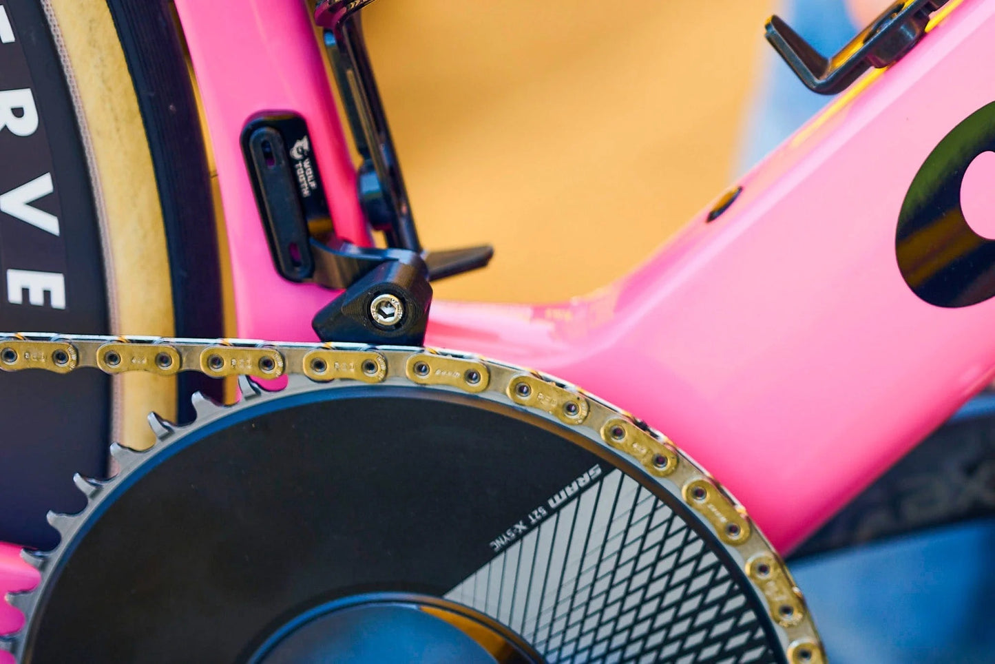 Guia de corrente de varrimento médio WOLFTOOTH AERO para CERVELO