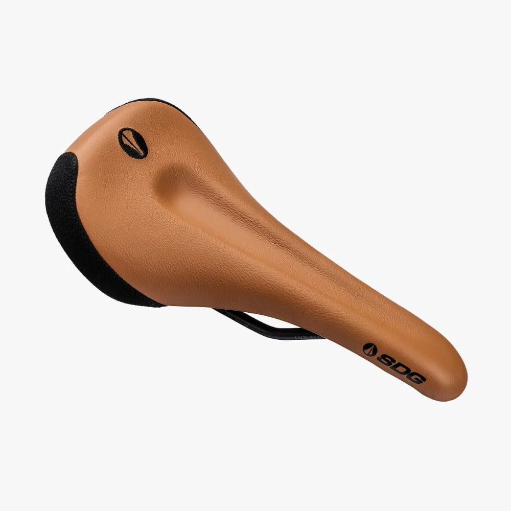 Selim SDG BEL-AIR V3 MAX com carris Lux-Alloy em couro castanho