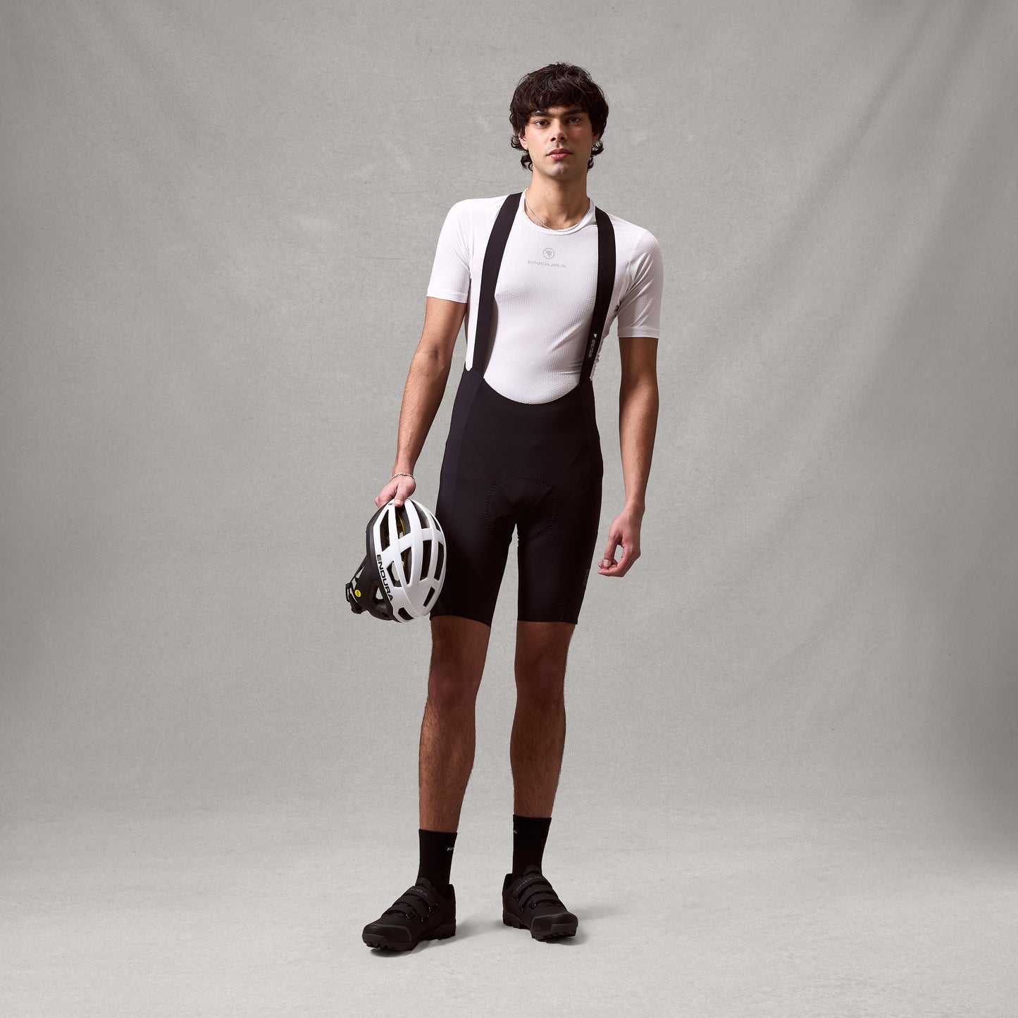 ENDURA ALLTRACK RIDE Bib Short Preto
