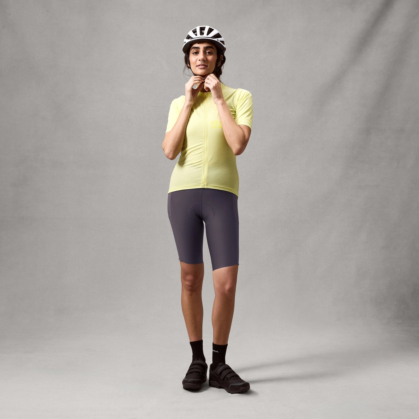 Jardineira ENDURA ALLTRACK RIDE Carbon Grey para mulher