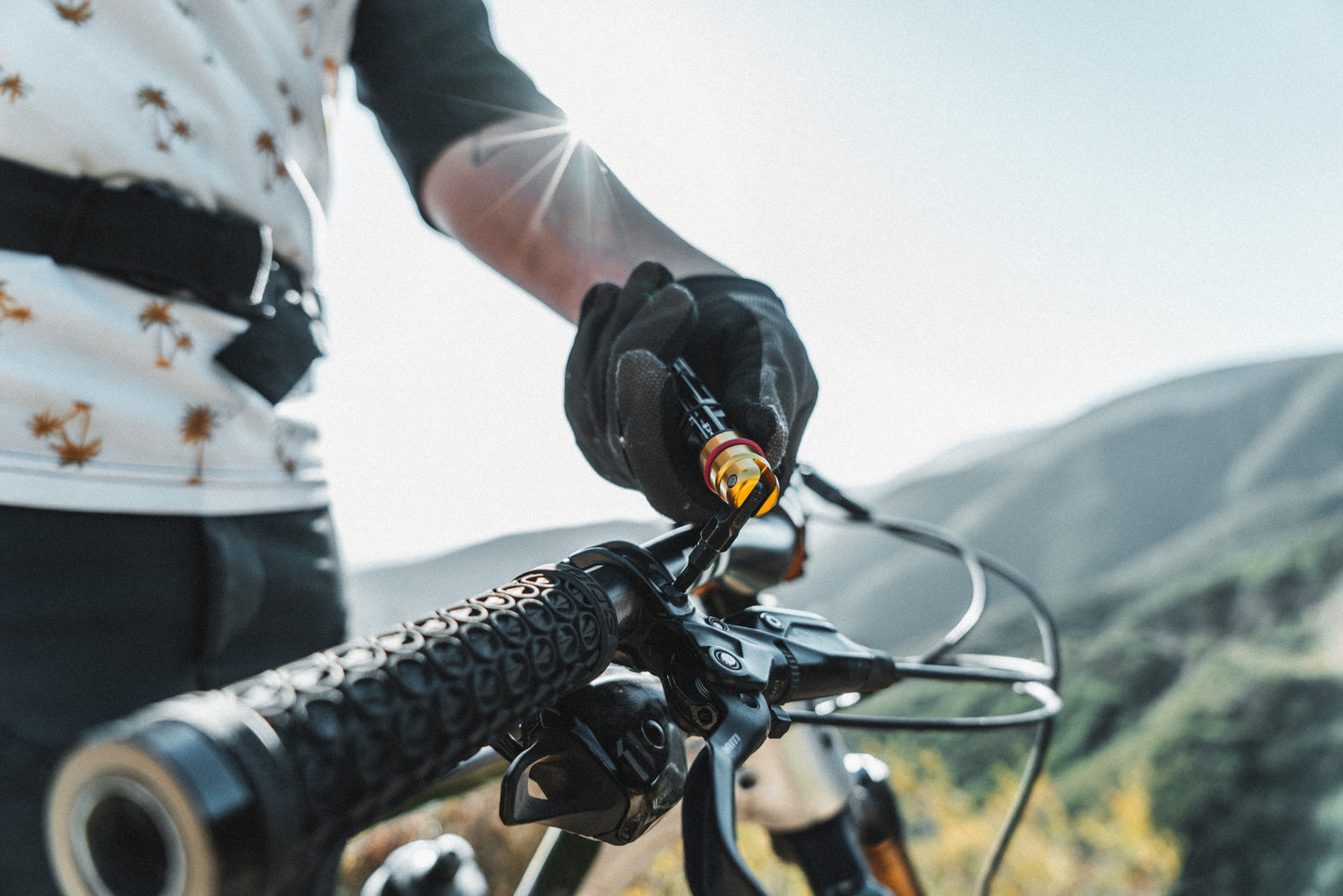 Cabide multi-ferramenta LEZYNE L integrado (11 ferramentas)