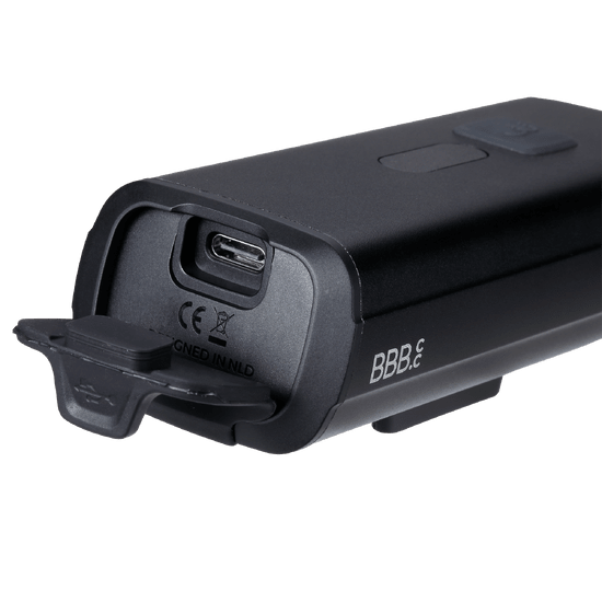 Luz frontal BBB STRIKEDUO 2100 com indicador