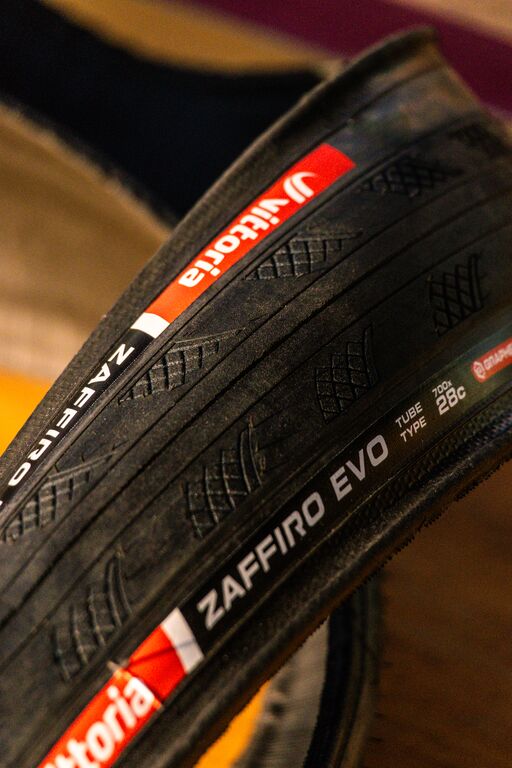Pneu VITTORIA Zaffiro EVO V Graphene G2.0 700c TubeType Preto