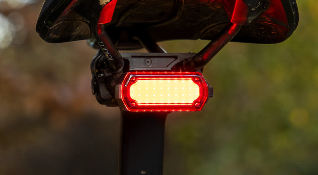 SIGMA NYTE CLIP — tecnologia COB com 36 LED