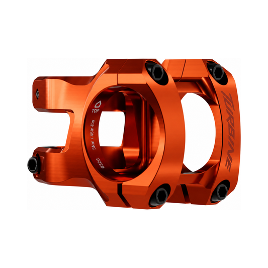 Avanço RACE FACE TURBINE 35 laranja 2026 — vista principal sobre fundo branco