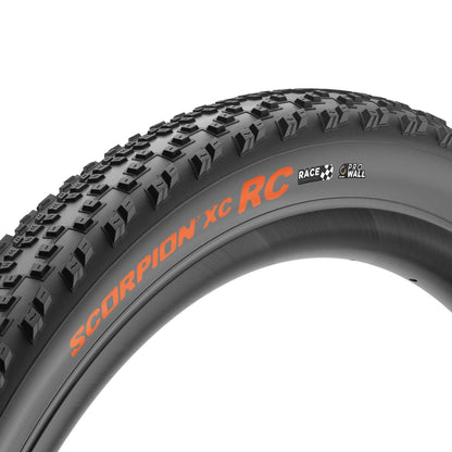 Pneu PIRELLI SCORPION RACE XC RC ProWall 29x2.40 Tubeless Ready de talão flexível preto/laranja