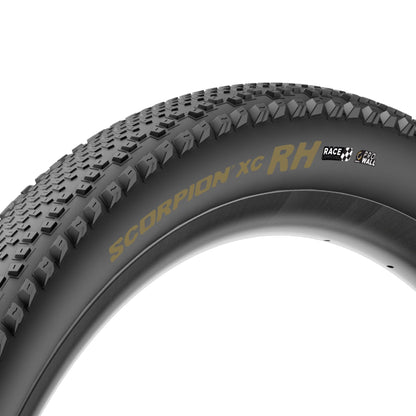 Pneu PIRELLI SCORPION RACE XC RH ProWall 29x2.40 Tubeless Ready de talão flexível Preto/Dourado