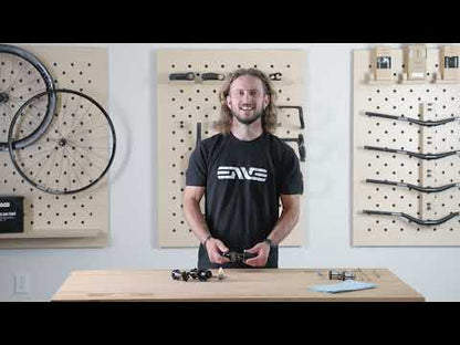 Roda Traseira ENVE SES 6.7 Tubeless Ready (Center Lock) Preto