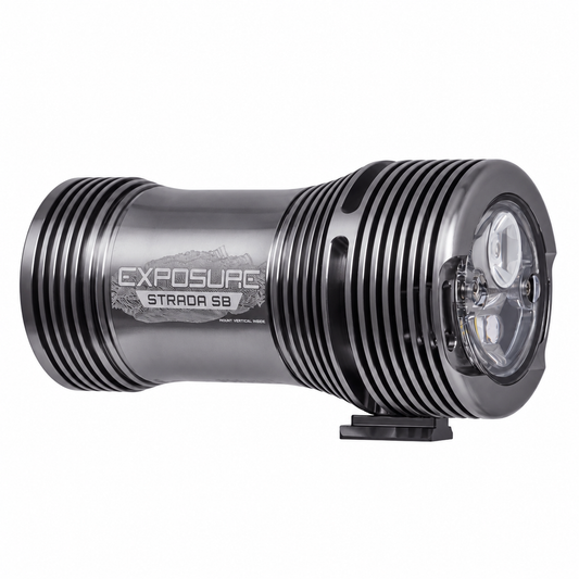 Luz dianteira EXPOSURE LIGHTS STRADA MK13 SB AKTIV Gun Metal Black — vista do produto sobre fundo branco