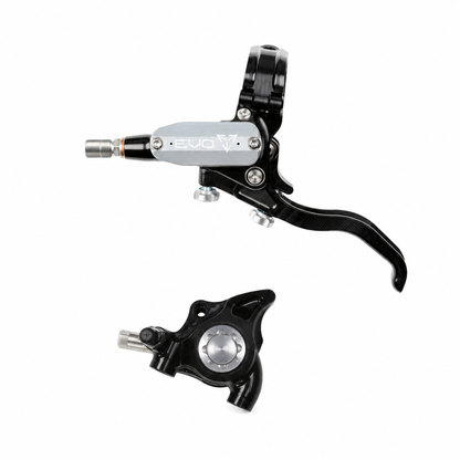 Travão HOPE TECH 4 EVO X2 FM preto/prateado — manete e pinça sobre fundo branco