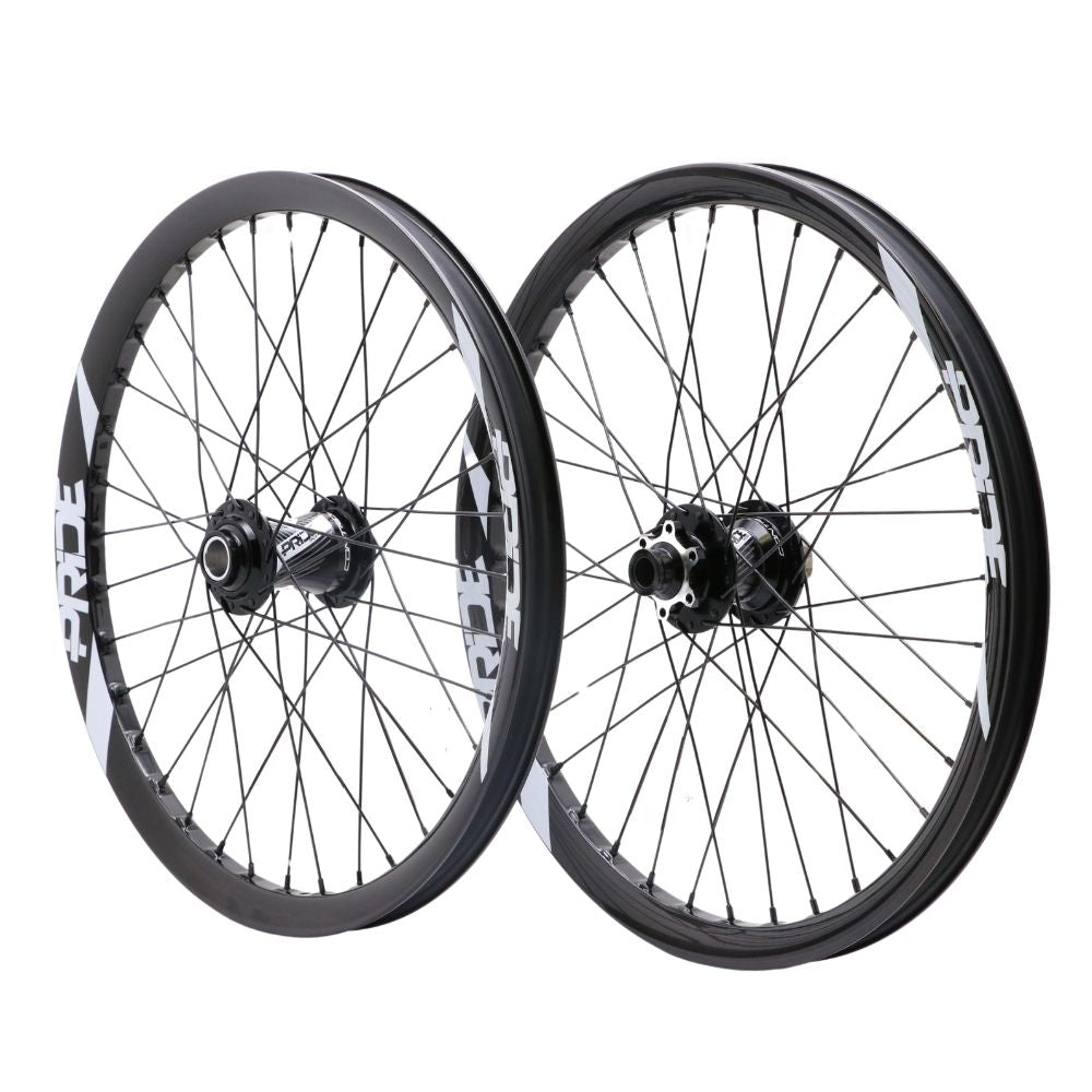 Par de Rodas PRIDE 20" (406mm) Carbono Wave Gloss White Control V2 Disc Eixos 20/15mm Preto/Branco