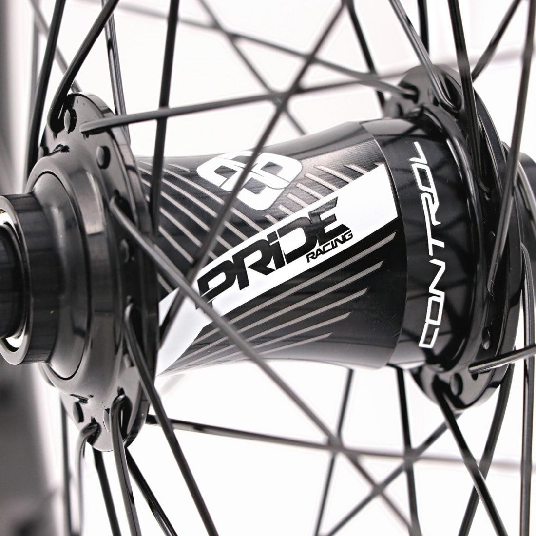 Par de Rodas PRIDE 20" (406mm) Carbono Wave Matt White Disc Control V2 Eixos 20/15mm Preto/Branco