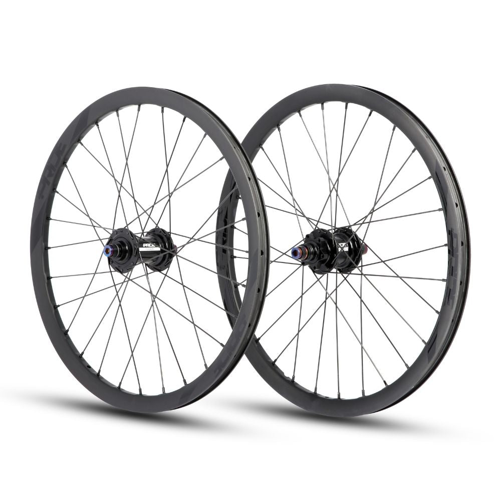 Par de Rodas PRIDE 20" (451mm) Carbono Wave Matt Black Fusion Disc Eixos 10/10mm Preto
