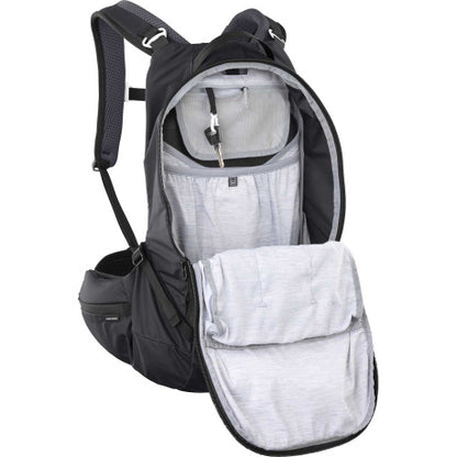 Mochila com Proteção Dorsal EVOC TRAIL PRO BLACKLINE 16 L Preto
