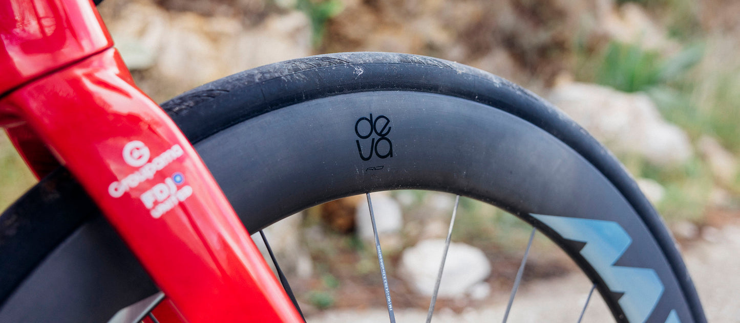 Par de rodas MICHE DEVA RD 52 Tubeless Ready (Center Lock) Prata