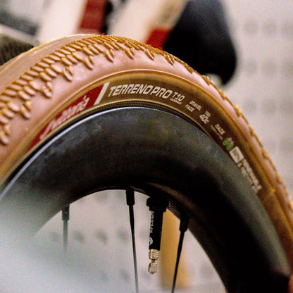 Pneu VITTORIA TERRENO PRO T10 Hardpack Gravel Race 700c Tubeless Ready Flexível Castanho